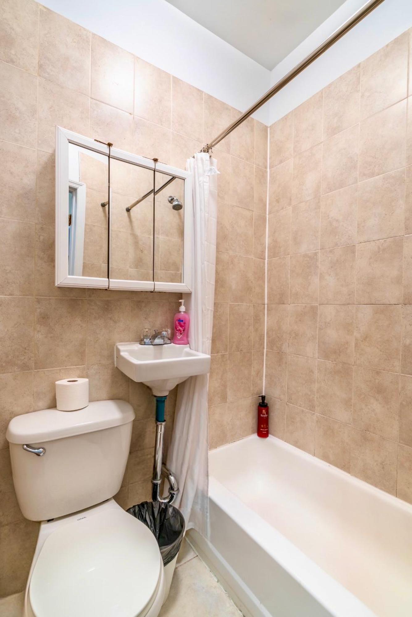 2 Bedroom Hidden Upscale Oasis New York Exteriér fotografie